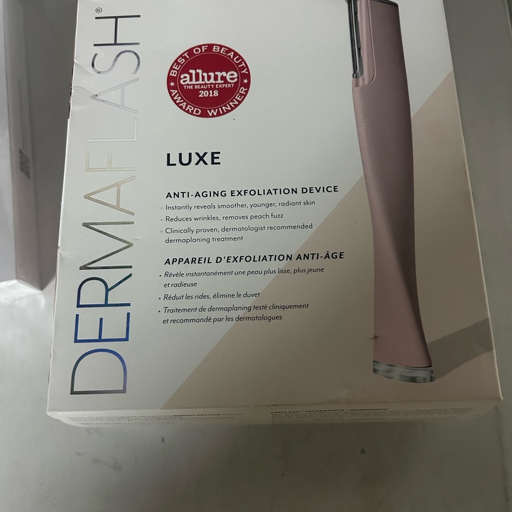 Luxe Anti-Aging Exfoliation Device - Pink
